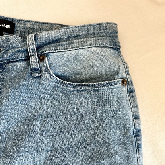 New DKNY Jeans Bermuda Shorts Women's Size 8 Blue Soft Stretch Fabric Coastal - Picture 5 of 15